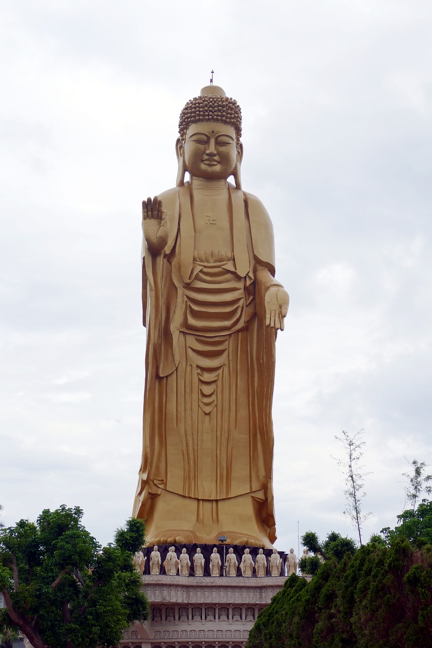 Šventykla, Budizmas, Šventyklos Kompleksas, Budistinis, Religija, Taivanas, Kaohsiung, Buda, Auksinis, Statula