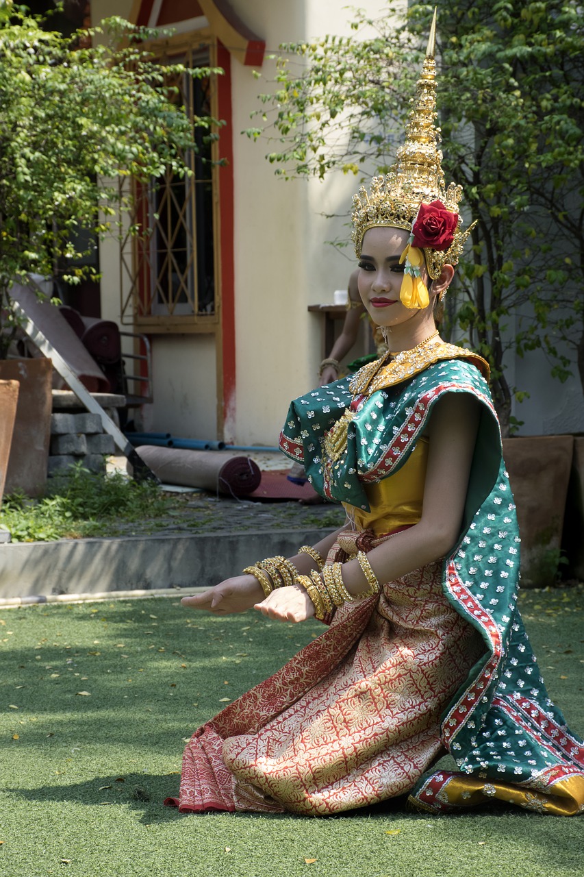 Tajų Tradicinis Šokis, Šokiai, Tajų Kultūra, Tailandas, Kultūra, Asian, Šokis, Kostiumas, Mergaitė, Tradicija
