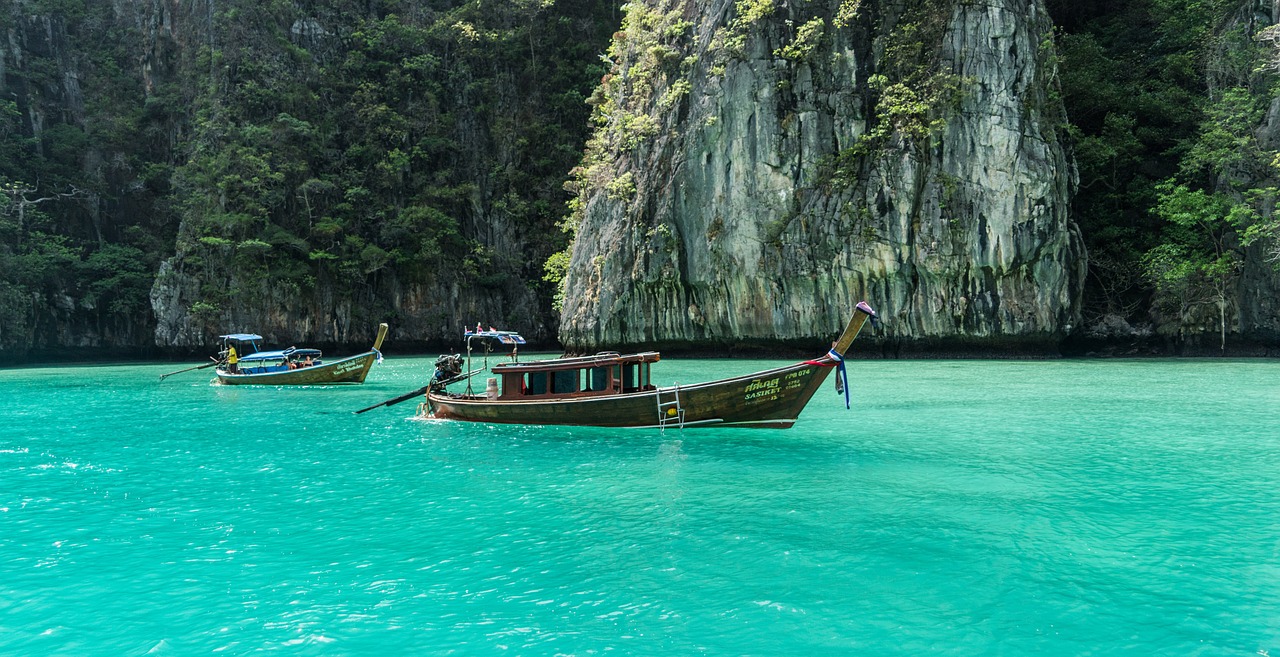 Tailandas, Phuket, Koh Phi Phi, Salų Kelionė, Spalvingos Valtys, Jūra, Kelionė, Papludimys, Dangus, Sala