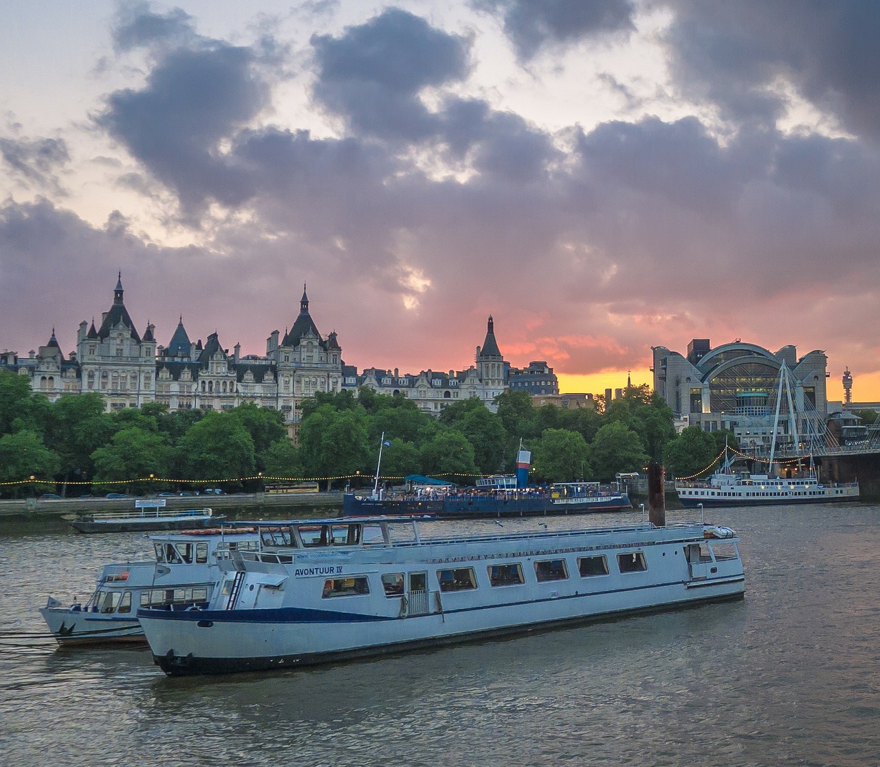 Thames, Londonas, Laivai, Kruizas, Vanduo, Marina, Upė, Mėlynas, Naktis, Nemokamos Nuotraukos