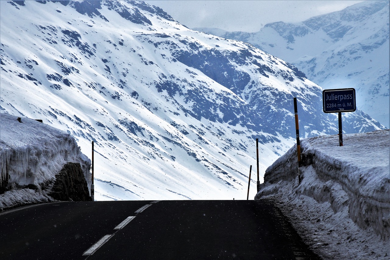 Alpės,  Aukštas,  Sniegas,  Labai,  Žiema,  Kalnas,  Greitkelis,  Šaltas,  Ledas,  Panoraminis