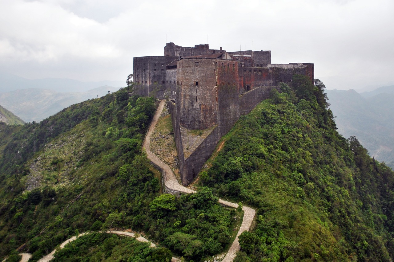 Citadel Ferrière, 1804, Tvirtovė, Kariuomenė, Haiti, Xix A. Pradžia, Architektas Henri Christophe, Kalnas, Rūkas, Debesuota Dangaus