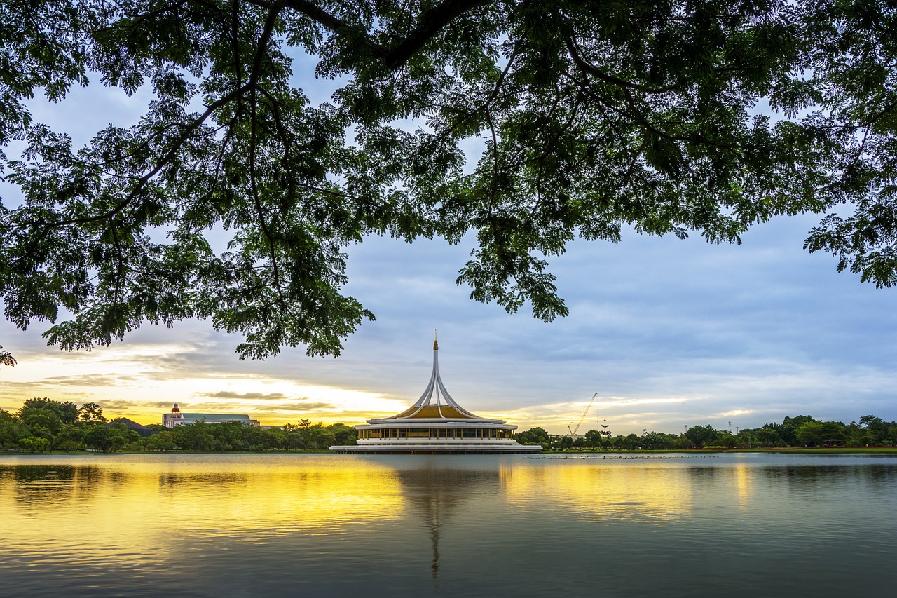 Karališkoji Salė, Karališkasis, Sodai Taikiai, Atsipalaiduoti, Pratimas, Paviljonas, Karaliaus Rama Ix Parkas, Bangkokas, Tailandas, Nemokamos Nuotraukos