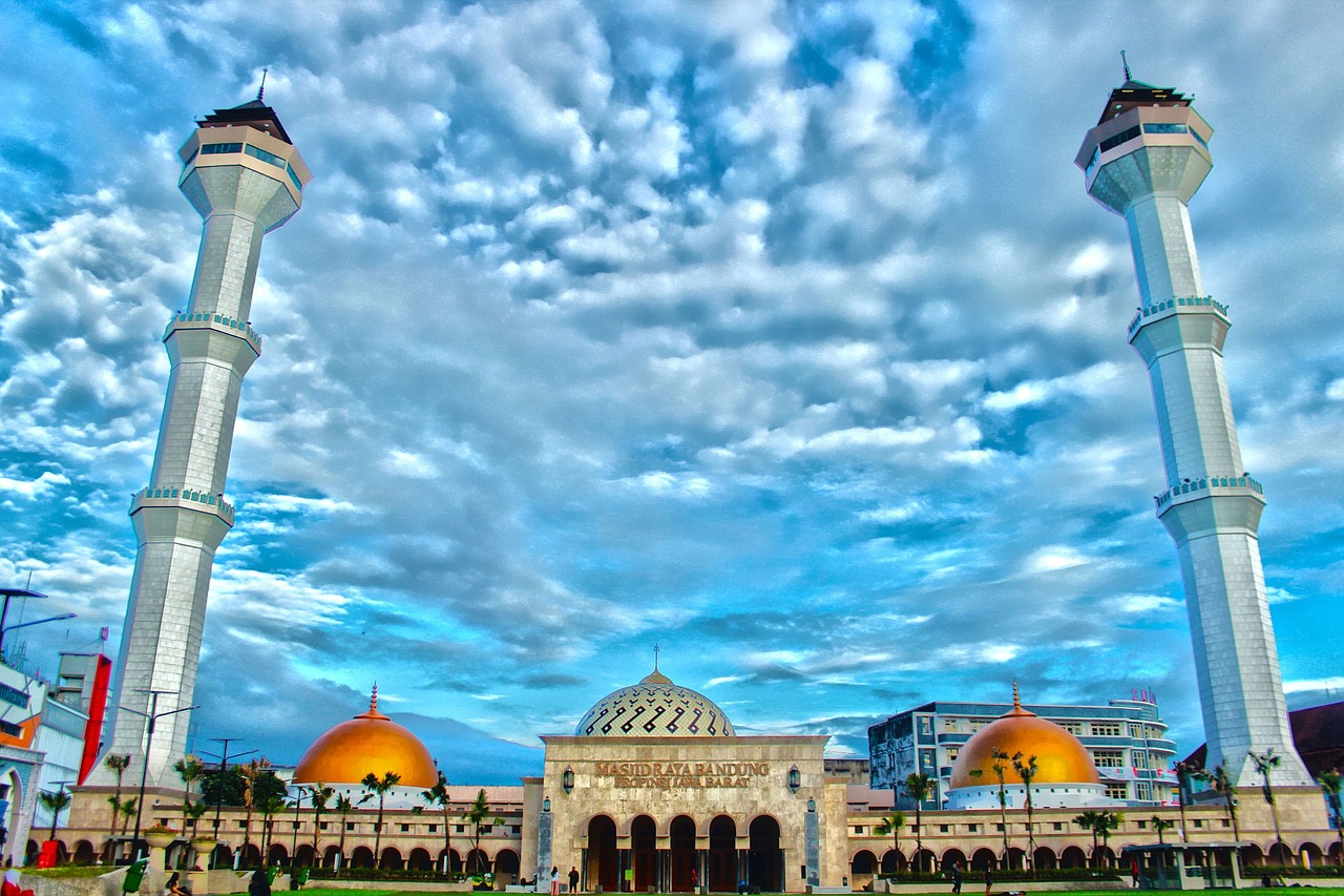 Didžioji Mečetė, Mečetė, Islamas, Bandung, Architektūra, Minaretas, Indonesian, Religija, Dievas, Nemokamos Nuotraukos