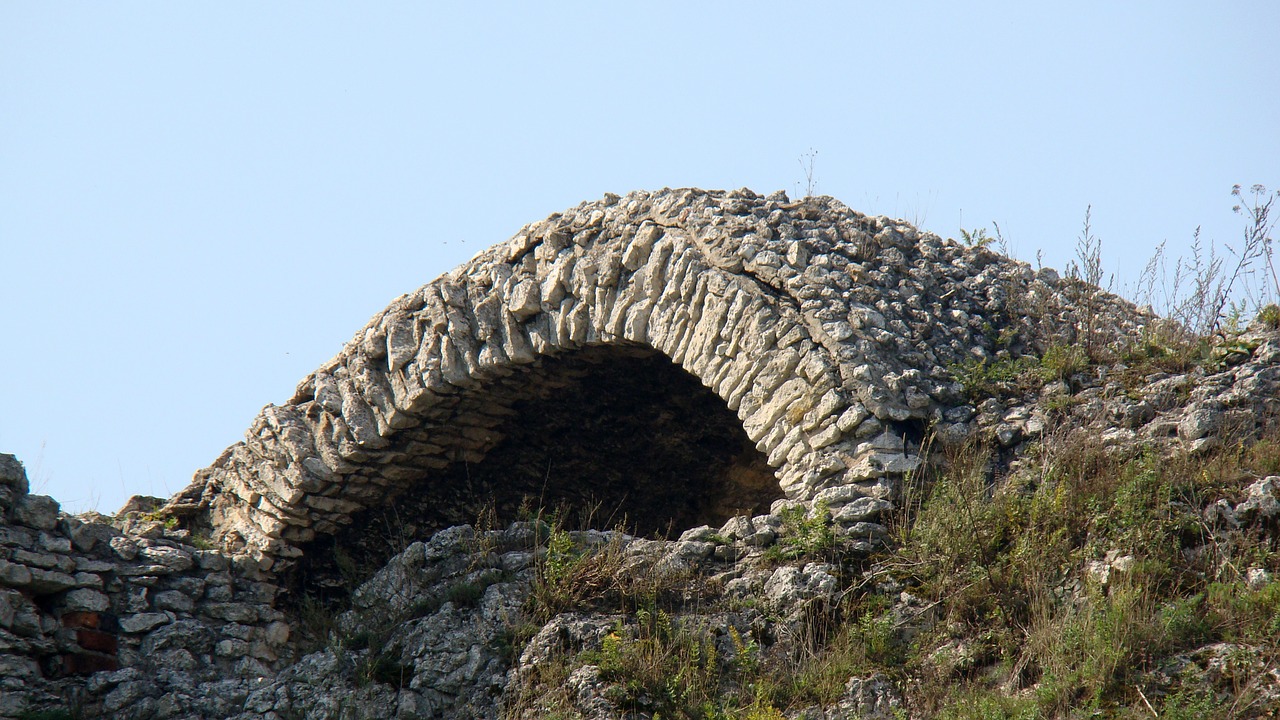 Griuvėsiai, Grote, Saugykla, Akmens Arka, Pilis, Paminklai, Ogrodzieniec, Paminklas, Nemokamos Nuotraukos,  Nemokama Licenzija