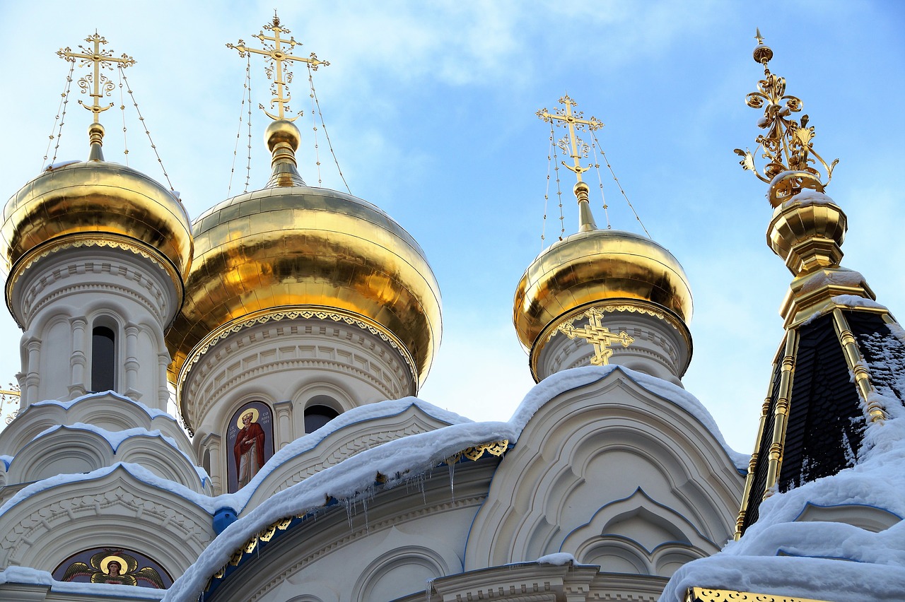 Rusų Ortodoksų Bažnyčia, Kupolas, Auksinis, Spinduliavimo, Šviesti, Pastatas, Čekijos Respublika, Karlovy Variuosi, Rusų Bendruomenė, Architektūra