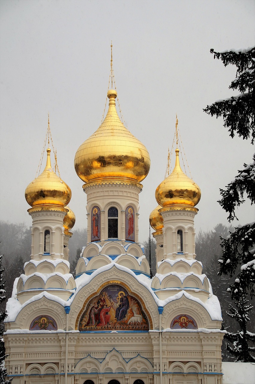 Rusų Ortodoksų Bažnyčia, Kupolas, Auksinis, Spinduliavimo, Šviesti, Pastatas, Čekijos Respublika, Karlovy Variuosi, Rusų Bendruomenė, Architektūra