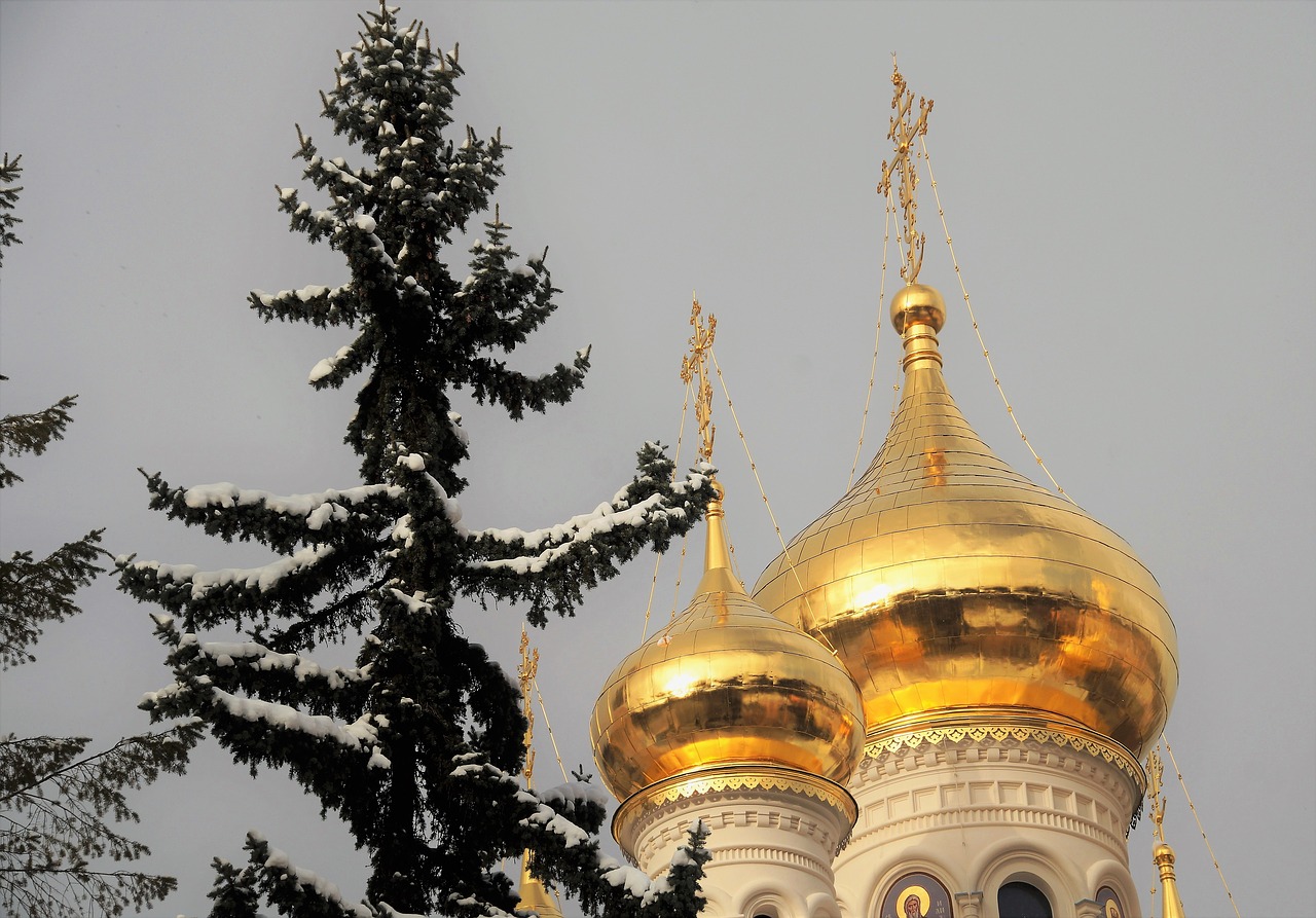Rusų Ortodoksų Bažnyčia, Kupolas, Auksinis, Spinduliavimo, Šviesti, Pastatas, Čekijos Respublika, Karlovy Variuosi, Rusų Bendruomenė, Architektūra