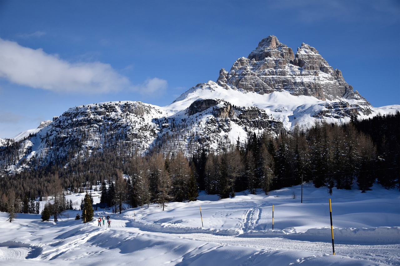 Trys Lavaredo Smailės,  Ežero Antorno,  Misurina,  Dolomitai,  Trys Smailės,  Gamtos Stebūklai,  Kalnas,  Cadore,  South Tyrol,  Be Honoraro Mokesčio