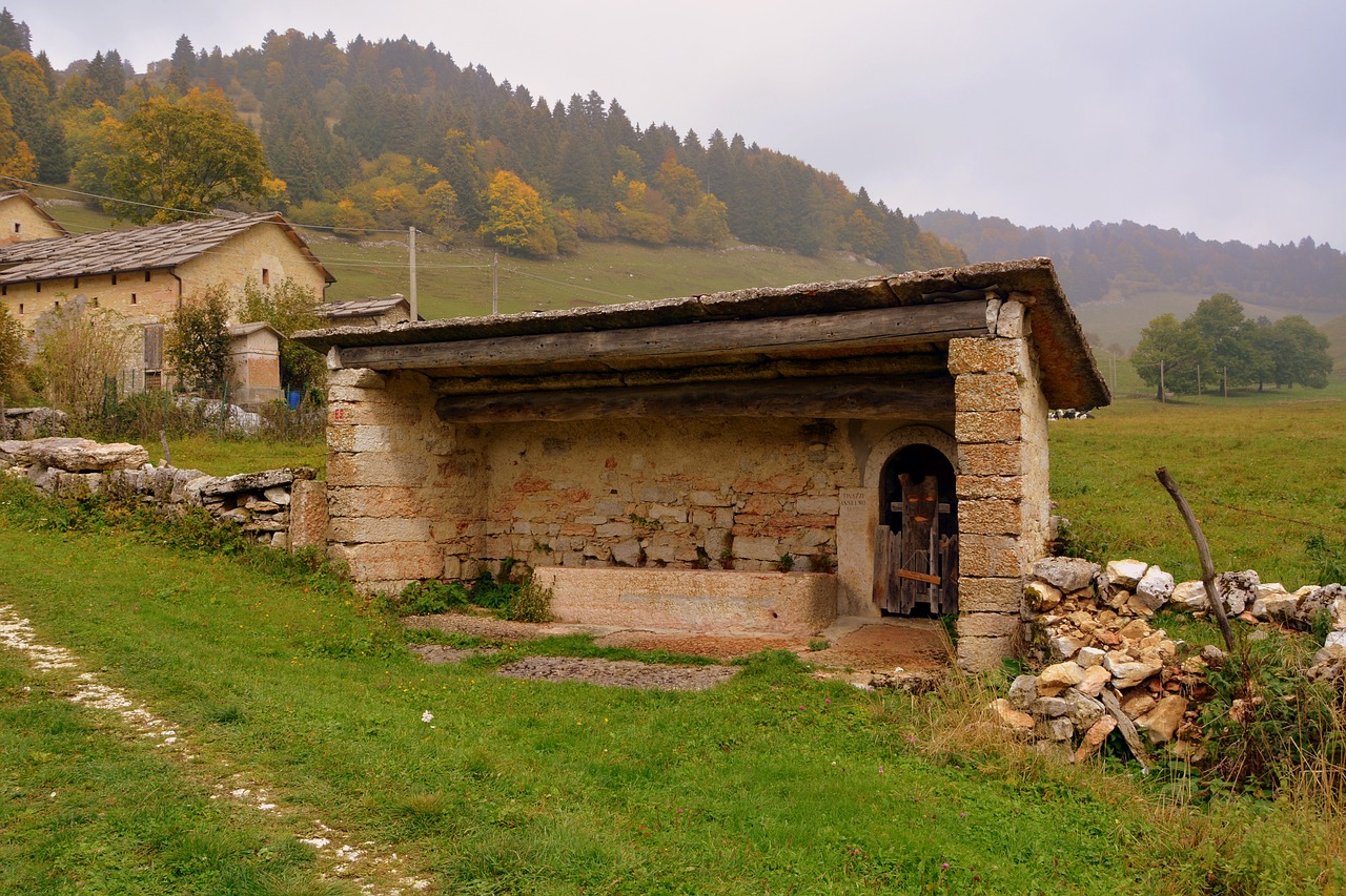 Lovą, Akmuo, Borgo, Prato, Europinis Kelias, E5, Lessinia, Italy, Nemokamos Nuotraukos,  Nemokama Licenzija