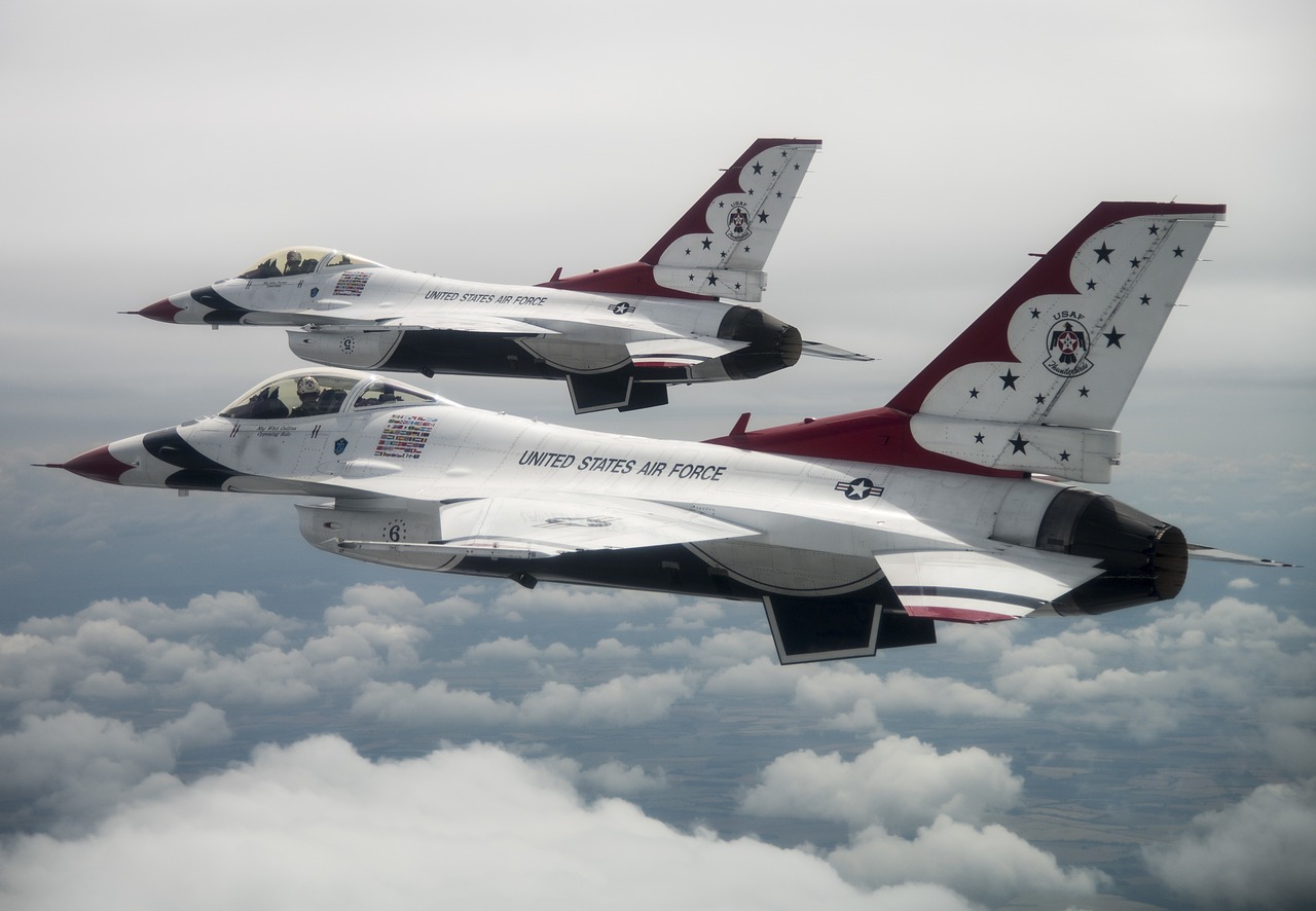 Griaustiniai Paukščiai, Usaf, Jungtinės Valstijos Oro Pajėgos, Anglija, F-16, Nemokamos Nuotraukos,  Nemokama Licenzija