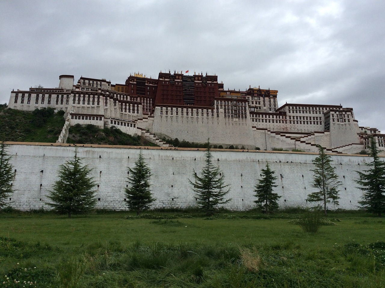 Tibetas, Potalos Rūmai, Gamta, Rūmai, Potalas, Dangus, Pastatas, Architektūra, Turizmas, Mėlynas