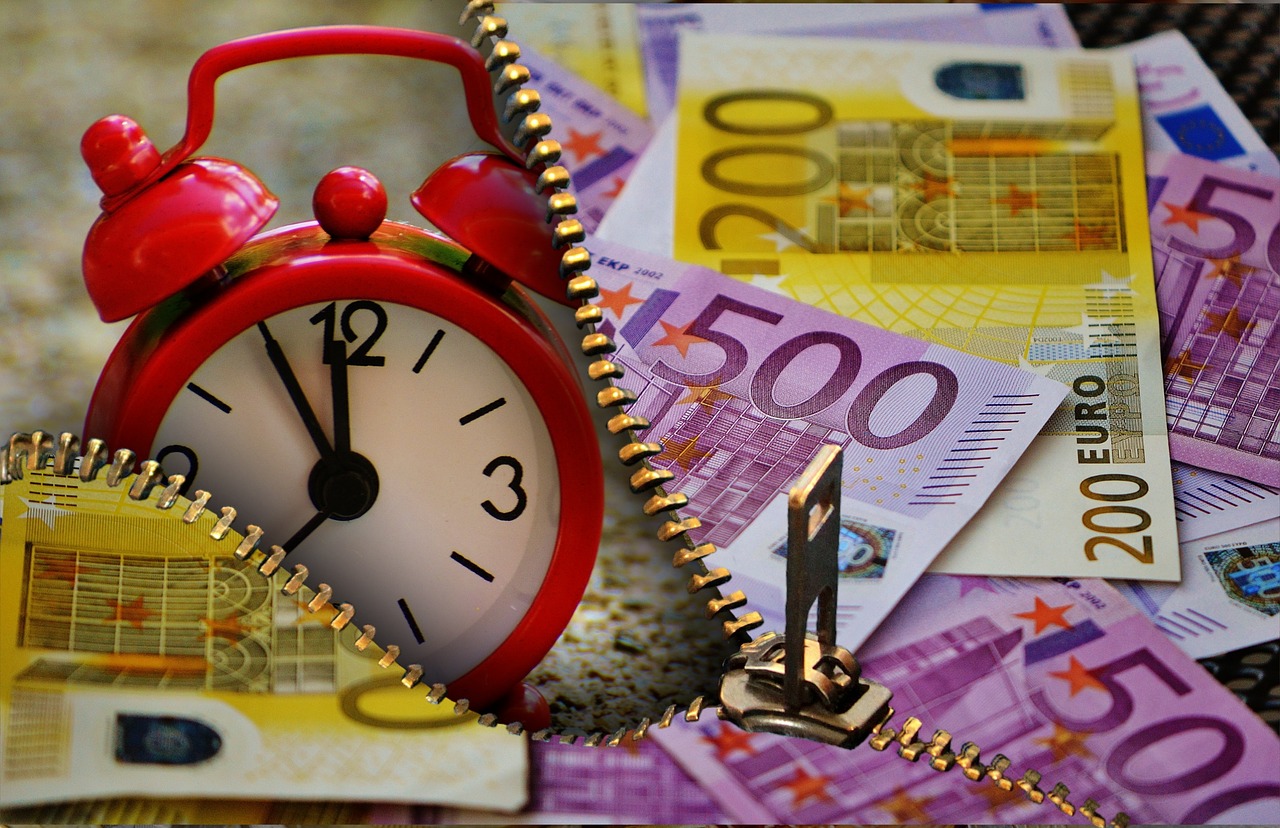 Laikas Yra Pinigai, Valiuta, Euras, Laikrodis, Žadintuvas, Pinigai, Pelnas, Karjera, Profesija, Pinigai Ir Pinigų Ekvivalentai