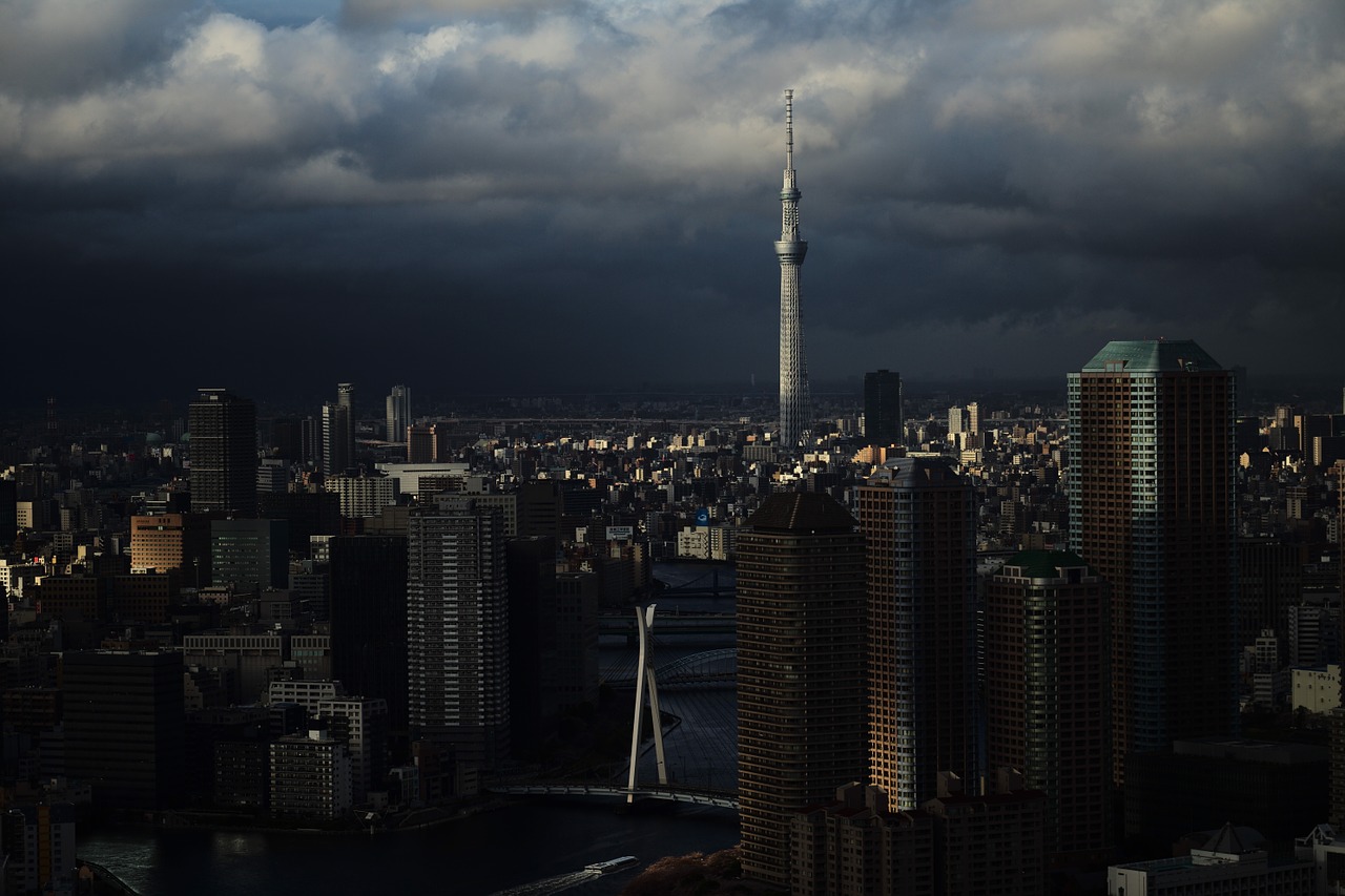 Tokyo Dangus Medis, Aukštybinis Butas, Pavasaris, Audra, Nemokamos Nuotraukos,  Nemokama Licenzija