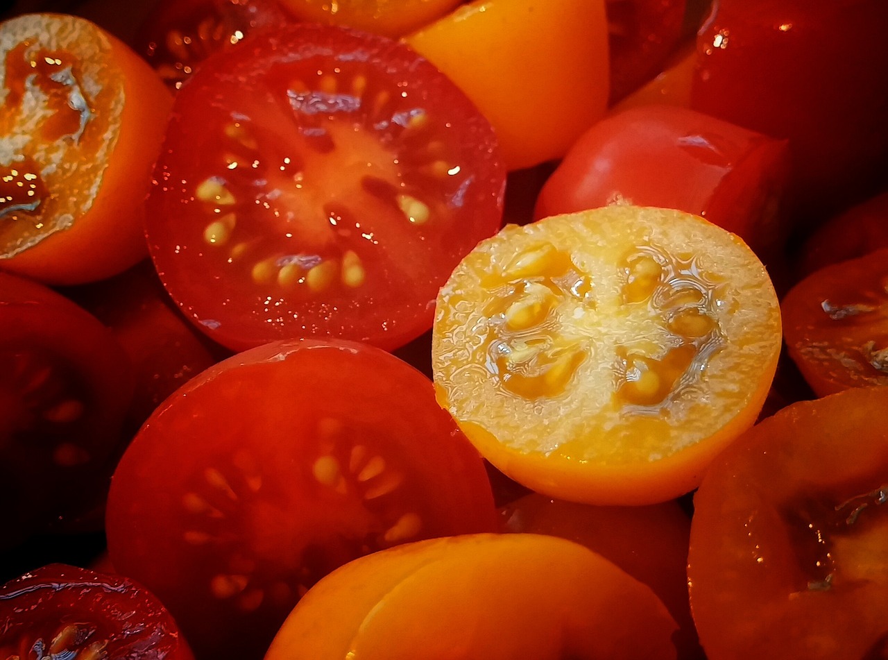 Pomidoras, Pomidorai, Vyšnių Pomidorai, Vyšniniai Pomidorai, Raudona, Vaisiai, Daržovės, Salotos, Sveikas, Sveikata