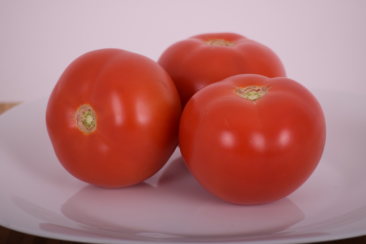 Pomidoras, Daržovių, Salotos, Plokštė, Maistas, Maistas Mano Sveikatai, Nemokamos Nuotraukos,  Nemokama Licenzija