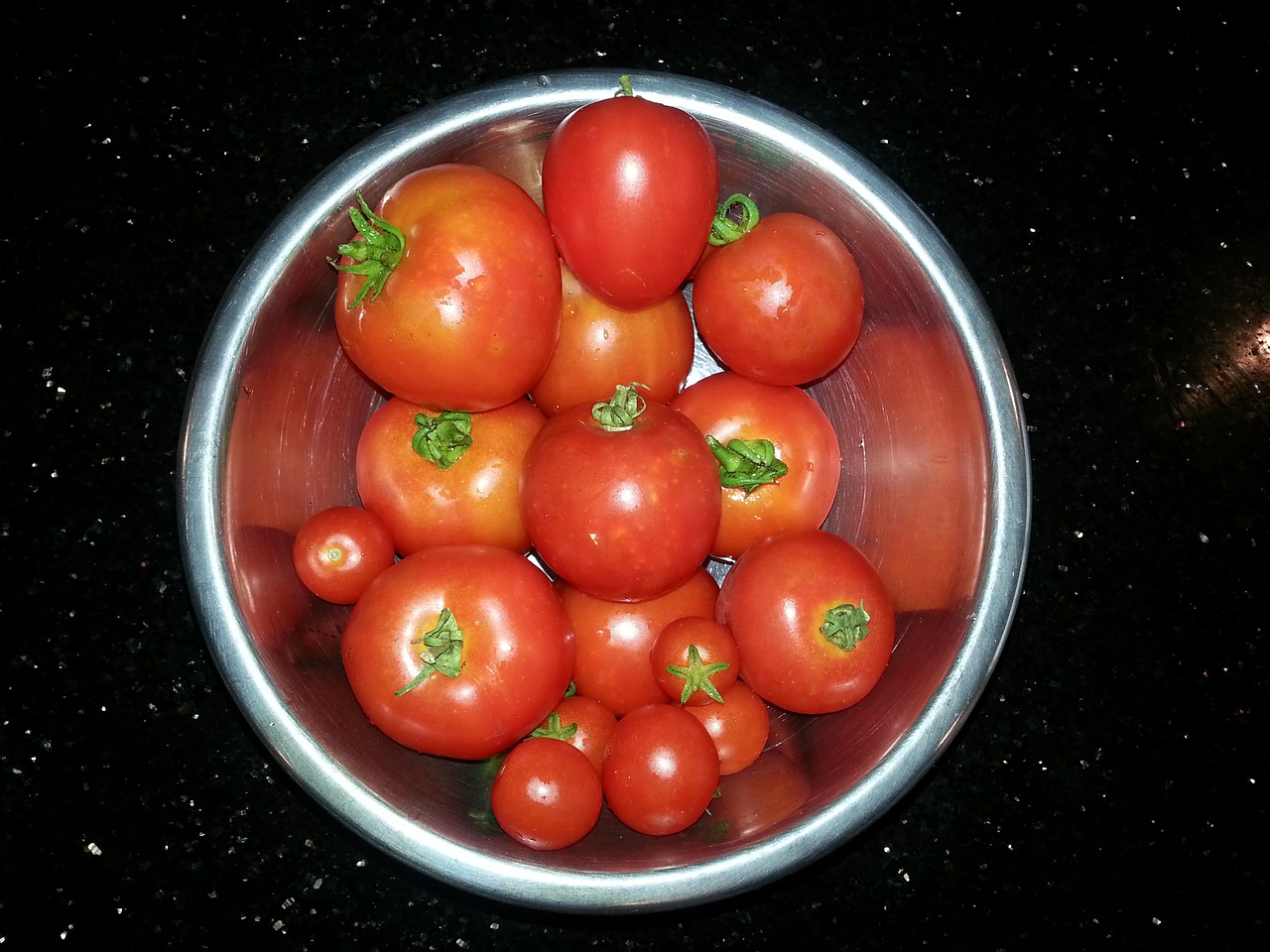 Pomidoras, Vaisiai, Dubuo, Mityba, Ekologiškas, Šviežias, Nemokamos Nuotraukos,  Nemokama Licenzija