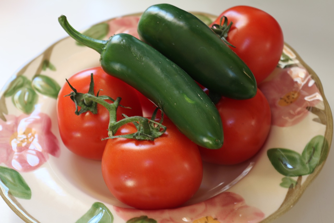 Pomidoras,  Čili Pipirai,  Šviežias,  Ekologiškas,  Vegetariškas,  Maistas,  Mityba, Nemokamos Nuotraukos,  Nemokama Licenzija