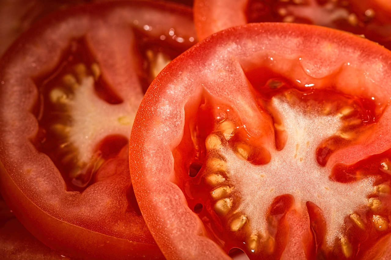 Pomidoras,  Raudona,  Salotos,  Maistas,  Šviežias,  Daržovių,  Sveikas,  Vitaminai,  Mityba,  Vaisiai