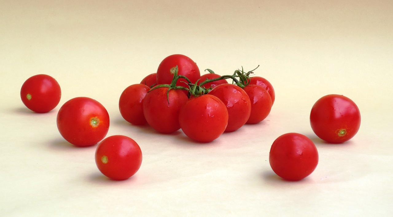 Pomidoras, Vaisių Daržovių, Pomidorai Cirio, Nemokamos Nuotraukos,  Nemokama Licenzija
