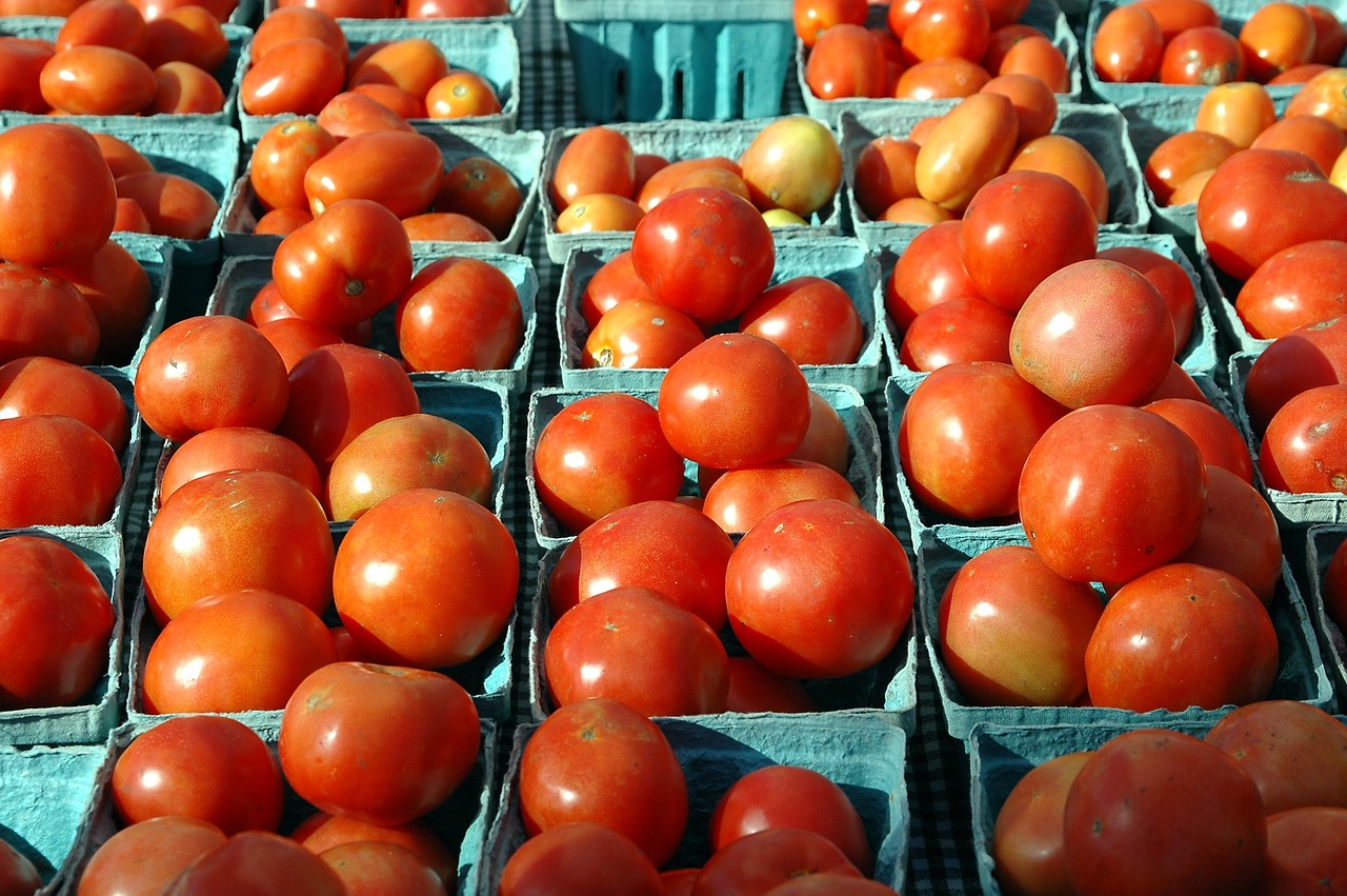 Pomidorai, Parduodama, Vaisiai, Skanus, Raudona, Maistas, Turgus, Ekologiškas, Pardavimas, Bakalėja
