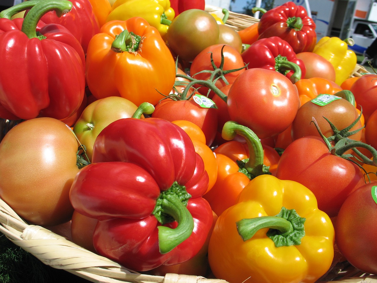Pomidorai, Pipirai, Šiltnamyje, Daržovės, Maistas, Daržovių, Mityba, Sveikas, Vaisių Sodas, Žalias