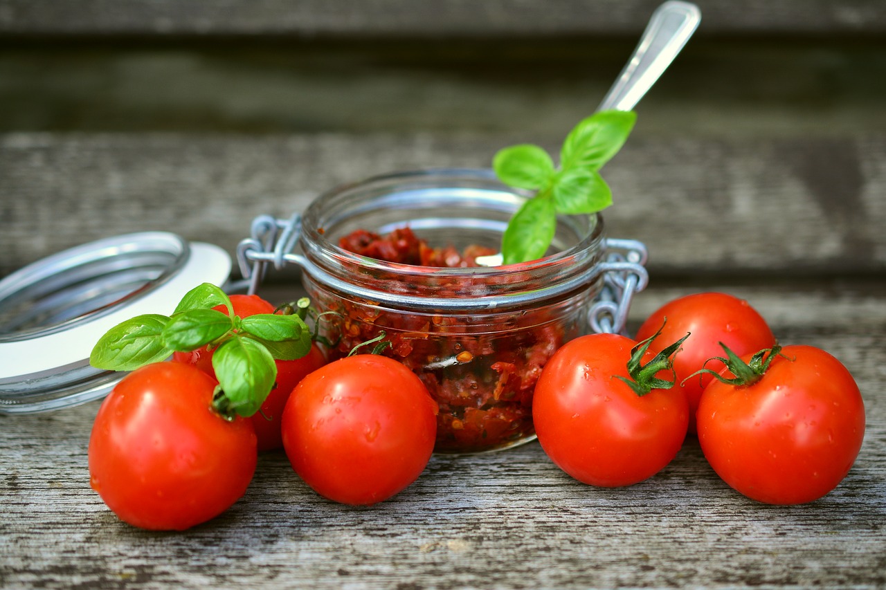Pomidorai, Saulėje Džiovinti Pomidorai, Aliejus, Sausieji Pomidorai Aliejuje, Viduržemio Jūros Virtuvė, Džiovintas, Džiovinti Pomidorai, Viduržemio Jūros, Valgyti, Virtuvė
