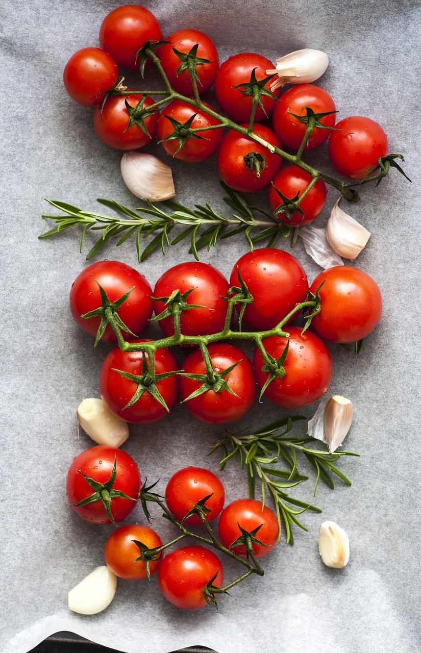 Pomidorai,  Daržovės,  Maisto,  Sveiki,  Raudona,  Šviežias,  Vitaminai,  Valgyti,  Prinokę,  Organinė