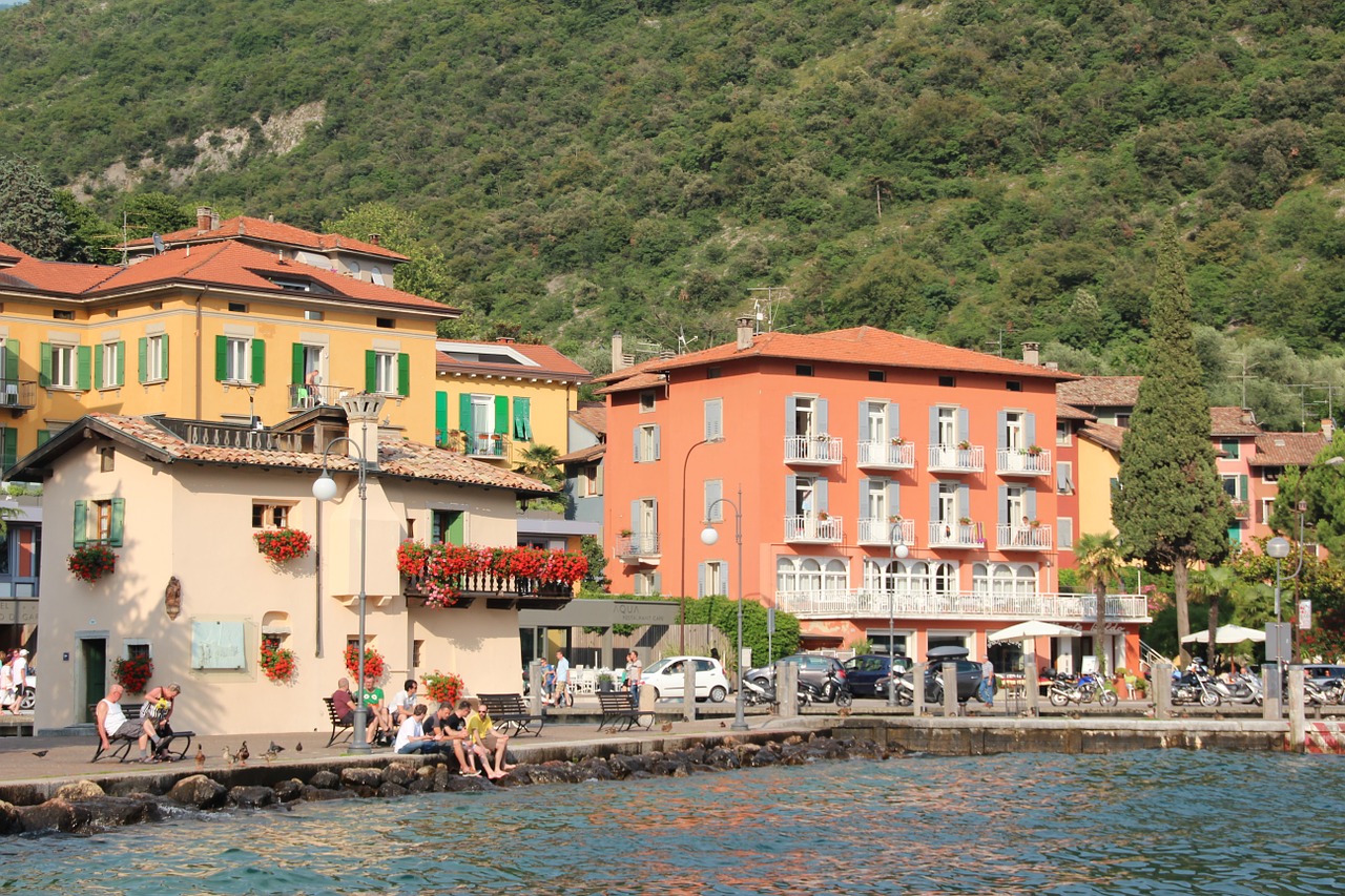 Torbole, Garda, Italy, Investuotojai, Šventė, Kalnai, Nemokamos Nuotraukos,  Nemokama Licenzija