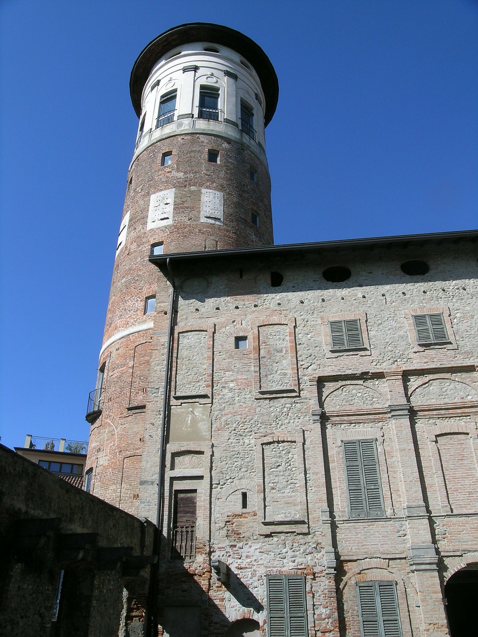 Torre, Palazzo Prinetti, Laimingas, Nemokamos Nuotraukos,  Nemokama Licenzija