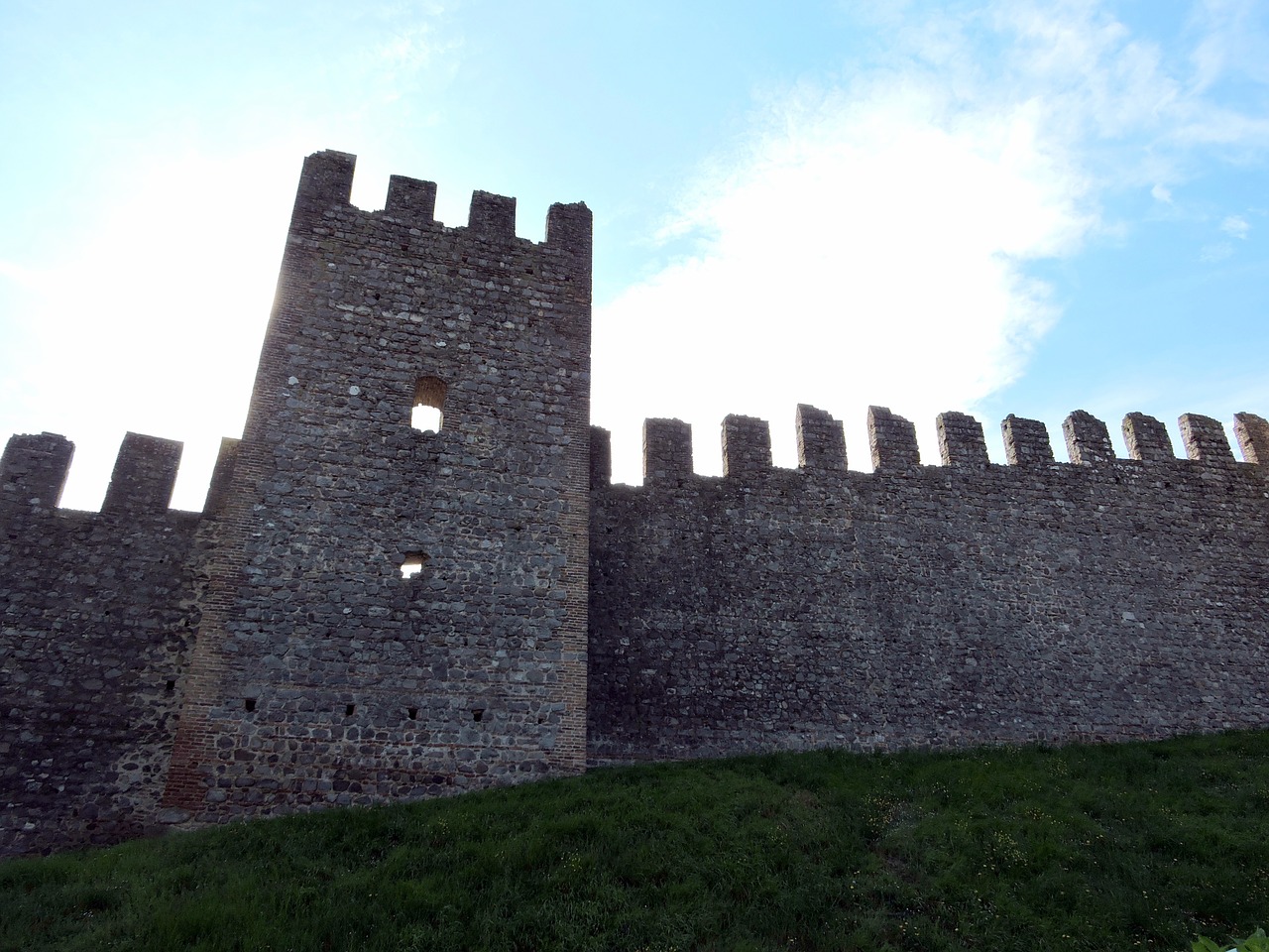 Torre, Sienos, Dangus, Žalias, Fortifikacija, Pilis, Viduramžiai, Este, Italy, Nemokamos Nuotraukos