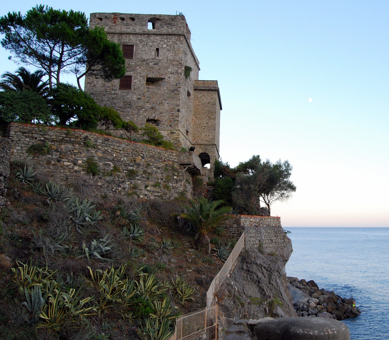 Torre, Uolos, Jūra, Laiptinė, Laiptai, Italy, Ramybė, Rokas, Ligurija, Monterosso