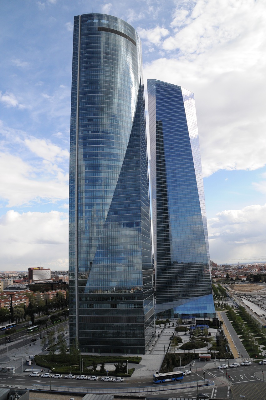 Torres, Architektūra, Madride, Dangoraižis, Atspindys, Nemokamos Nuotraukos,  Nemokama Licenzija