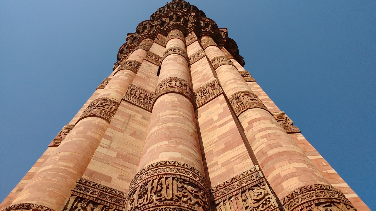 Qutub Minar, Istorija, Pritraukimas, Architektūra, Raudonasis Smiltainis, Delhi, Indija, Orientyras, Religija, Rytietiškas