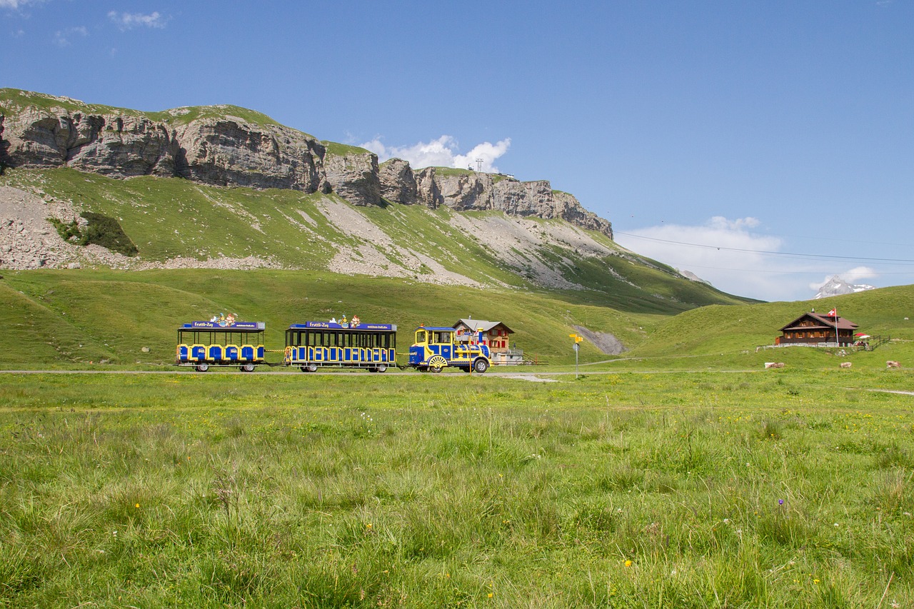 Turistinis Traukinys, Kalnų Geležinkelis, Melchsee-Frutt, Nemokamos Nuotraukos,  Nemokama Licenzija