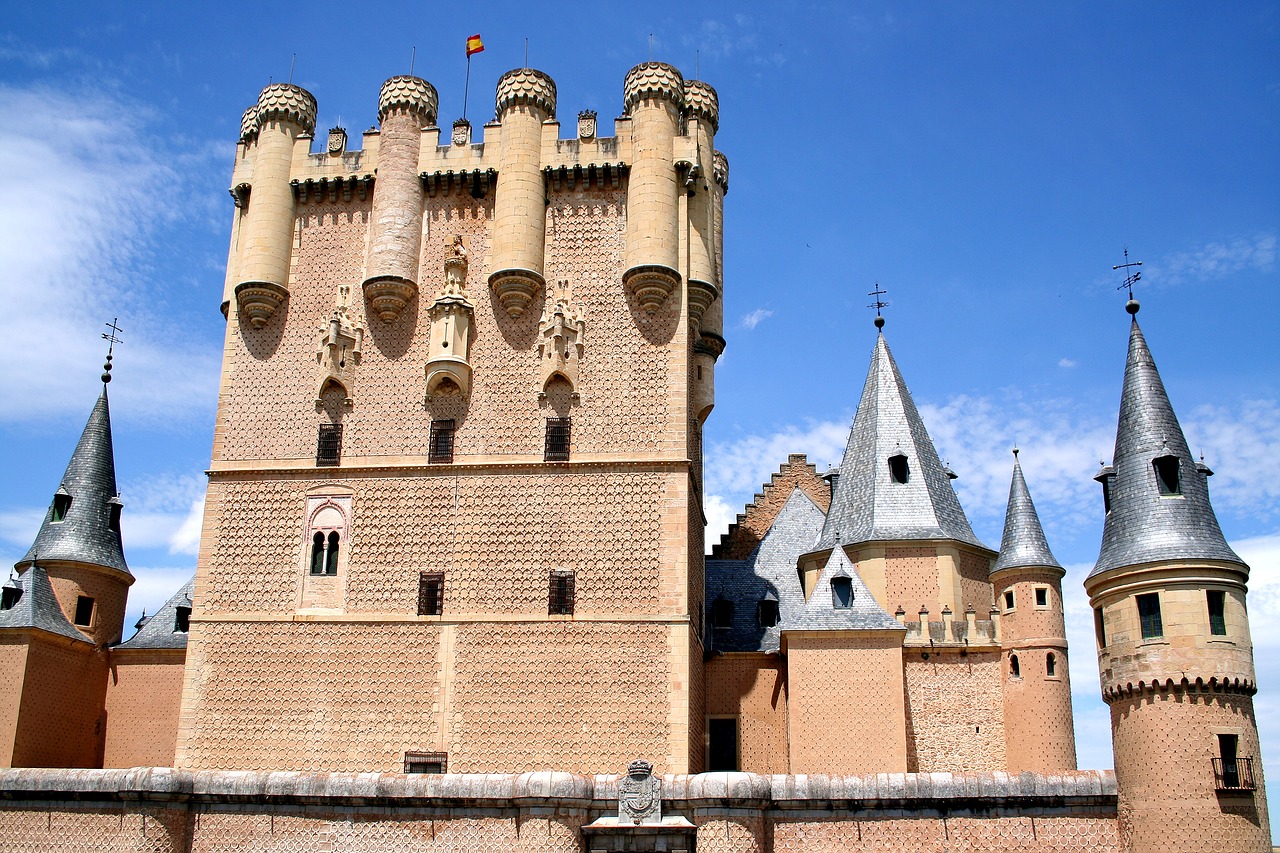 Bokštas, Segovia, Ispanija, Pilis, Europa, Pastatas, Architektūra, Orientyras, Istorinis, Senas