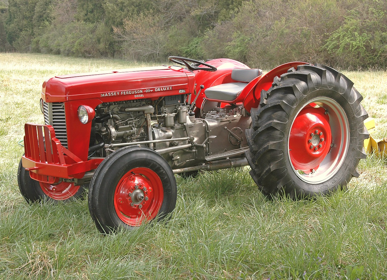 Traktorius, Atkurta, Massey Ferguson, Dyzelinas, 1963, Žemės Ūkio Technika, Kaimas, Žemės Ūkio, Nemokamos Nuotraukos,  Nemokama Licenzija