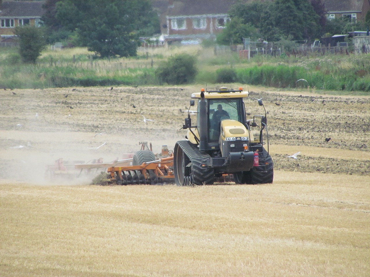 Traktorius, Rotavator, Ūkis, Dirvožemis, Žemės Ūkio, Žemė, Plūgas, Plūgas, Motorizuotas, Mašinos