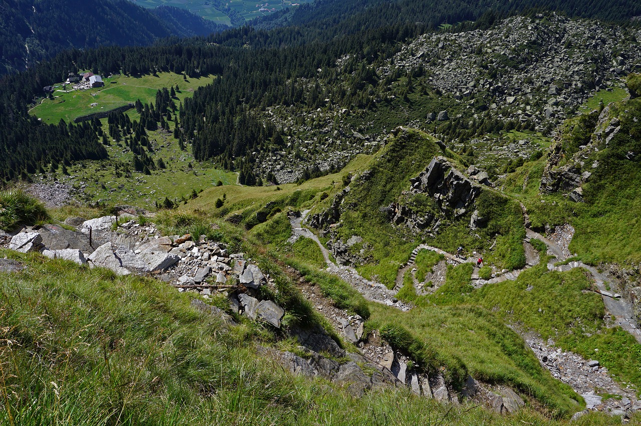 Takas, Merano, Pagrindinė Gatvė, Prieglobstis, Alm, Kalnas, Baita, Atsipalaidavimas, Namas, Vaikščioti