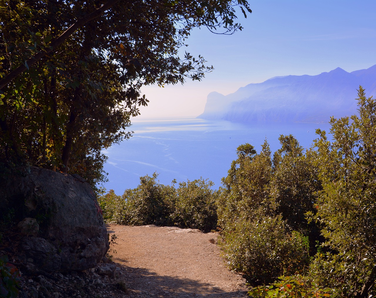 Takas, Kraštovaizdis, Ežeras, Ekskursija, Miškas, Kalnas, Busatte, Garda, Italy, Nemokamos Nuotraukos