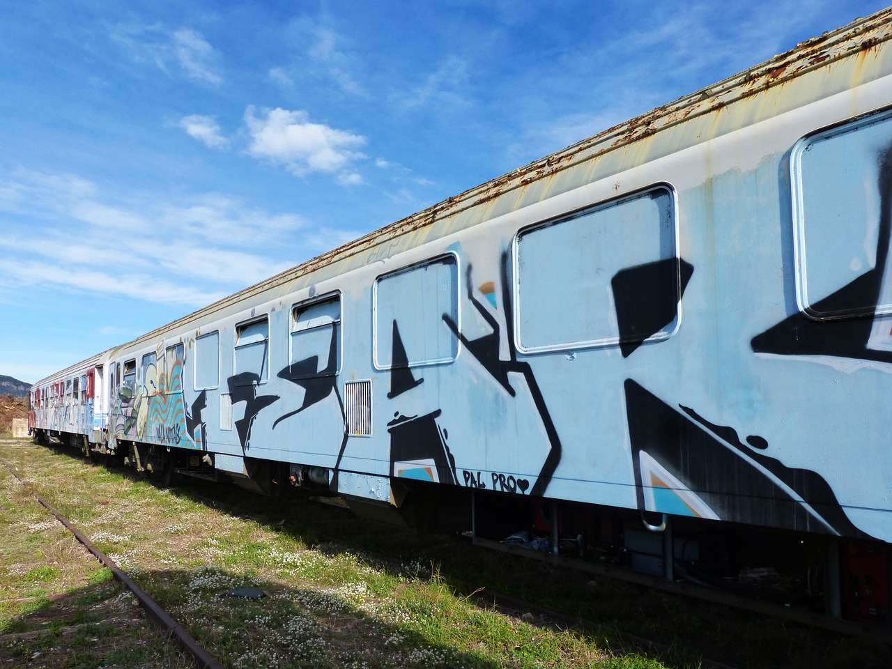 Traukinys, Vagonas, Vandalizmas, Paliktas, Graffitti, Nemokamos Nuotraukos,  Nemokama Licenzija