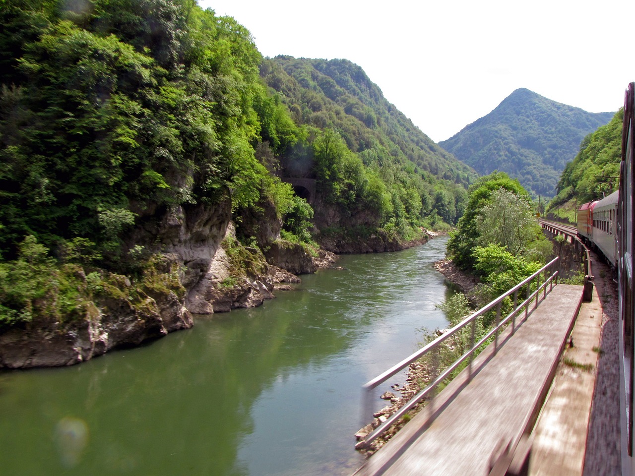 Traukinys, Upė, Slovenia, Kelionė, Vanduo, Gamta, Tiltas, Važiuoti, Geležinkelis, Nemokamos Nuotraukos