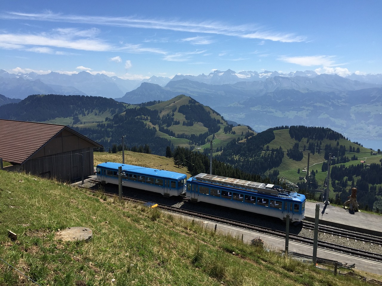 Traukinys, Kalnas, Swiss, Geležinkelis, Gabenimas, Transportas, Lokomotyvas, Gamta, Turizmas, Kraštovaizdis