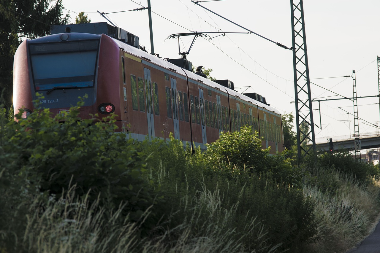 Traukinys, Geležinkelis, Geležinkelis, Gabenimas, Transporto Priemonė, Vagonas, Judėjimas, Transportas, Stotis, Nemokamos Nuotraukos