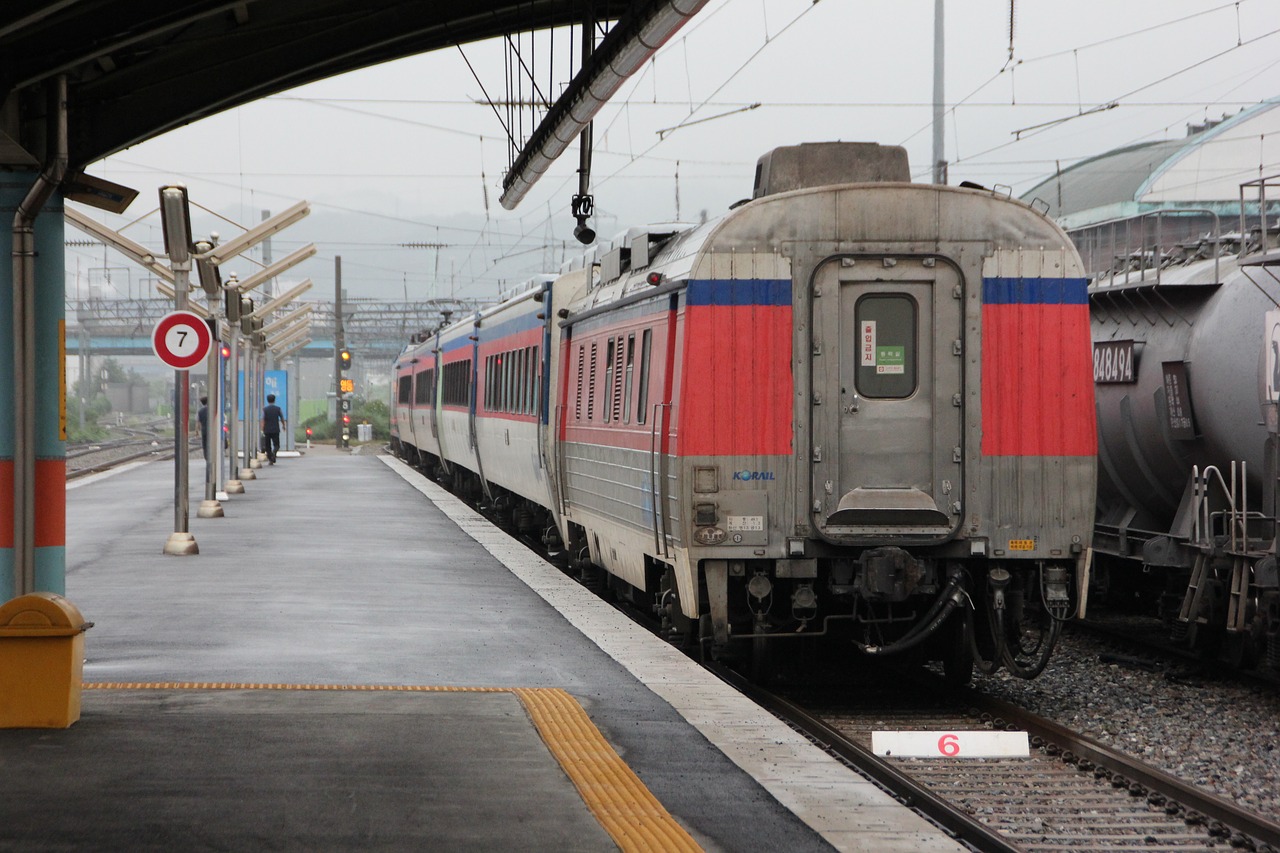 Traukinys, Geležinkelis, Gabenimas, Treneris, Keleivis, Transportas, Traukinių Stotis, Laivyba, Autobusas, Geležinkelio Linija