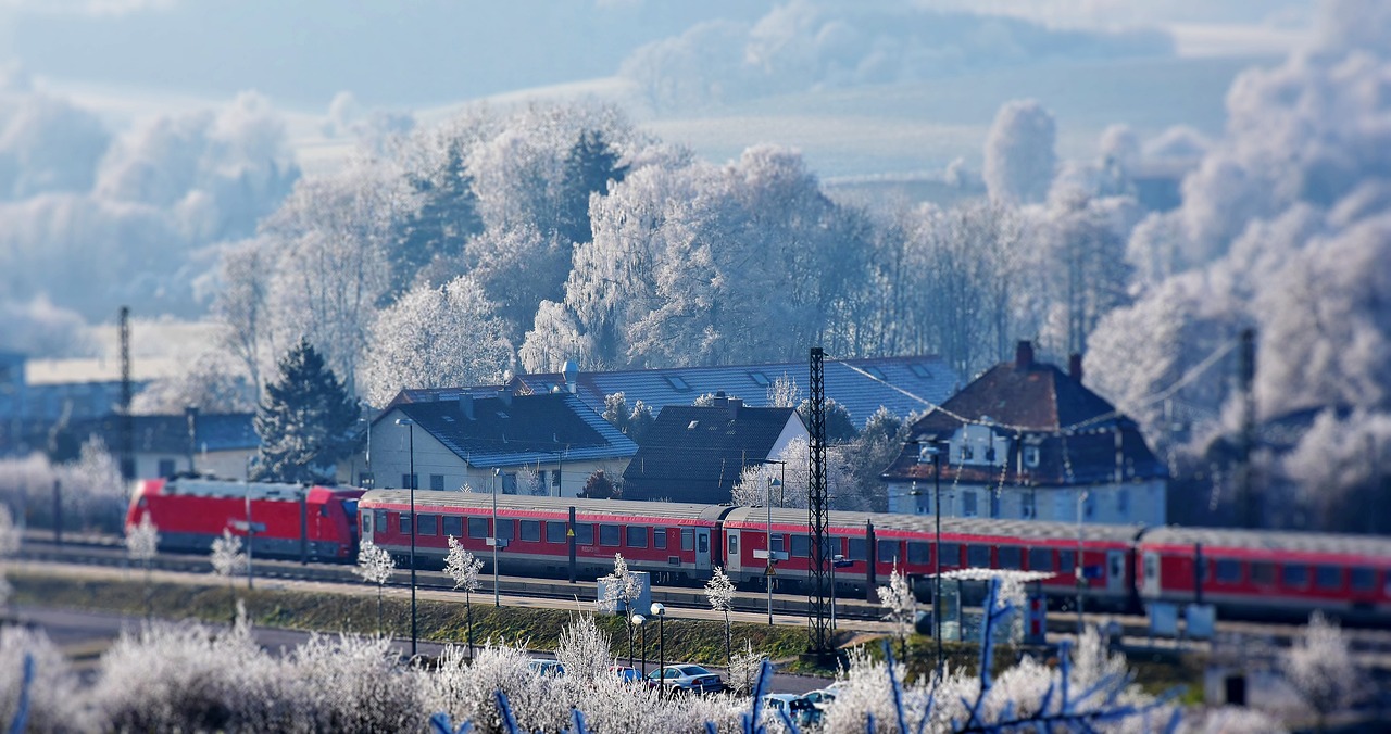 Traukinys, Geležinkelis, Transportas, Geležinkelis, Geležinkelių Transportas, Vagonas, Traukinių Stotis, Zugfahrt, Geležinkeliai, Trasa