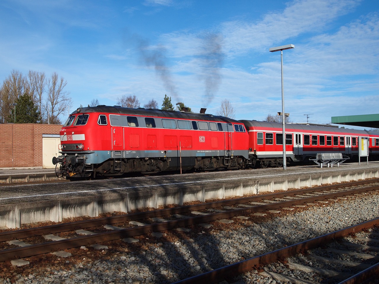 Traukinys, Vokietija, Db, Išvykimas, Kaufbeuren, Traukinių Stotis, Lokomotyvas, Gabenimas, Geležinkelis, Nemokamos Nuotraukos