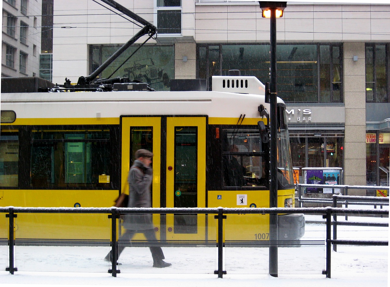 Tramvajus, Berlynas, Sniegas, Geltona, Transportas, Nemokamos Nuotraukos,  Nemokama Licenzija