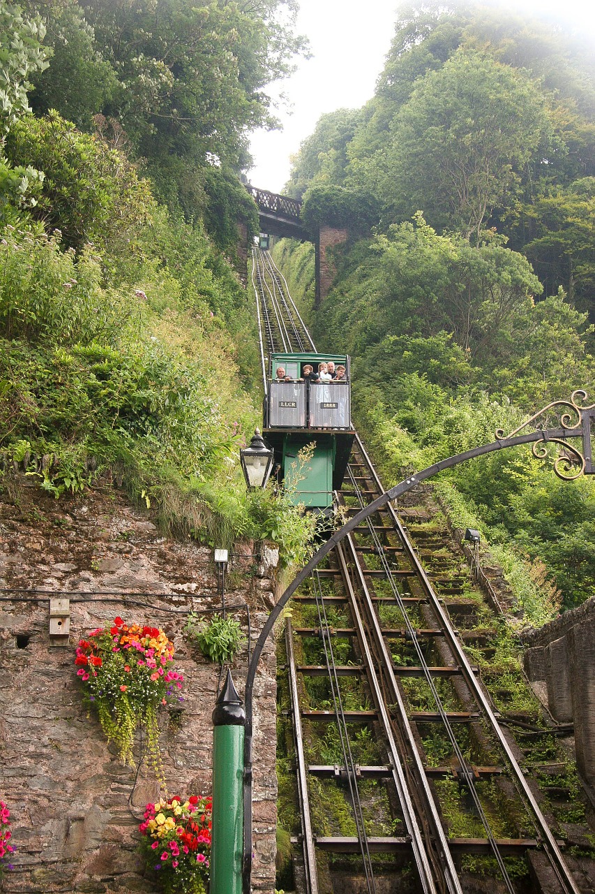 Tramvajus, Traukinys, Dangus, Žalias, Gabenimas, Transportas, Geležinkelis, Geležinkelis, Keleivis, Nemokamos Nuotraukos