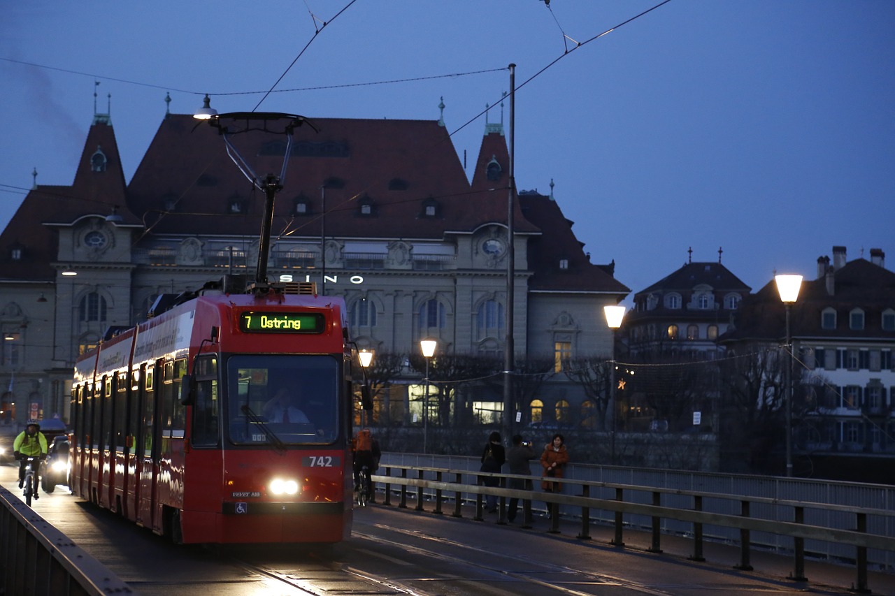 Tramvajus, Bern, Tiltas, Šveicarija, Nemokamos Nuotraukos,  Nemokama Licenzija